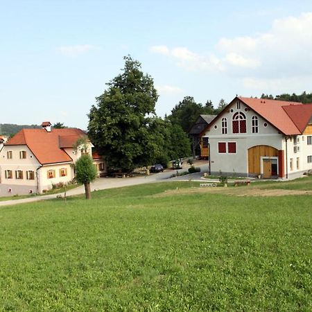 Podpecan Farm Rooms Žalec Dış mekan fotoğraf